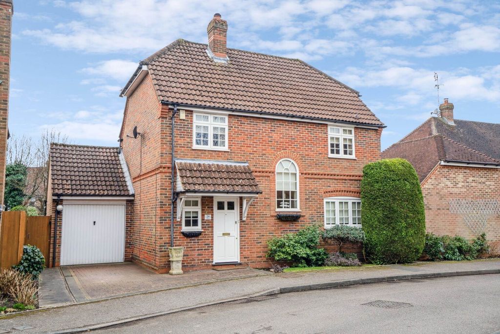 Property photo 1 of 17
