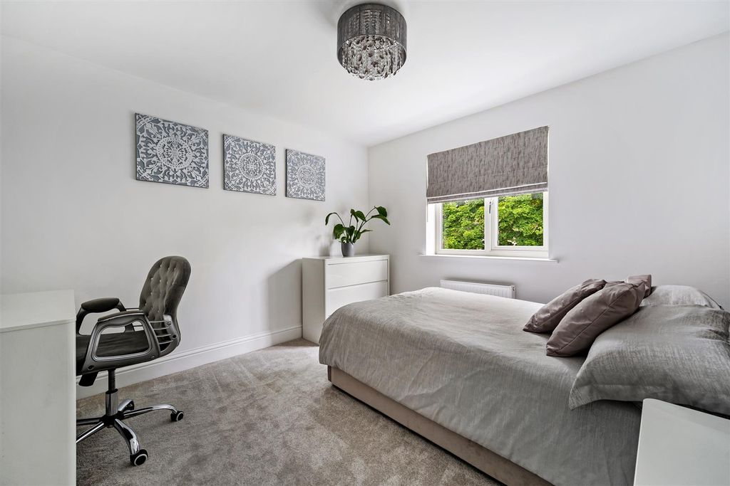 Additional image 17 of 6 bed detached house to rentAspen Drive, Scarcroft, Leeds LS14