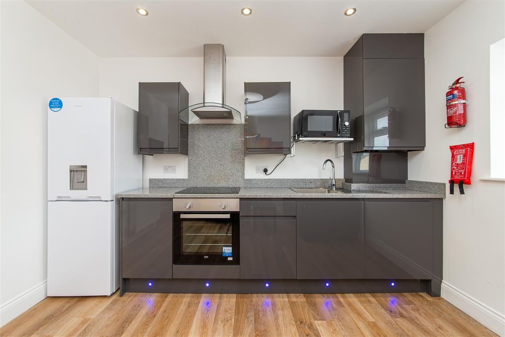 Property photo 3 of 9 Edit-1411.Jpg