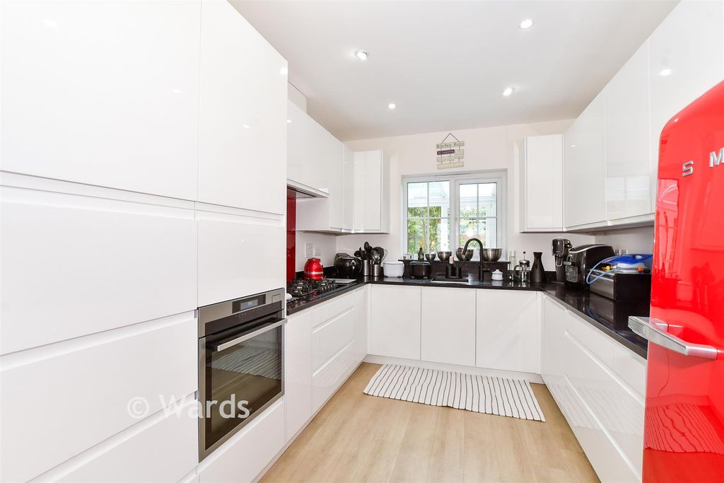 Property photo 2 of 16 Kitchen/Diner