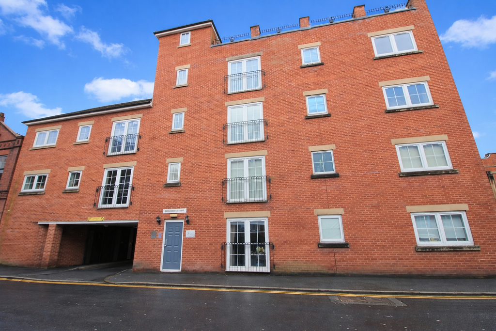 Property photo 1 of 7 Front (Exterior)