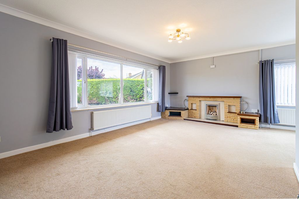 Property photo 3 of 27 4352544