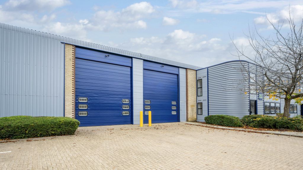 Property photo 2 of 7 20251107Mileway60Edit.Jpg