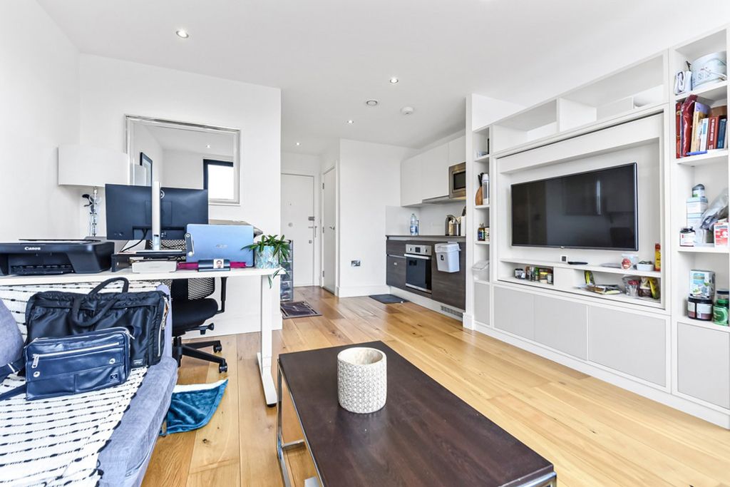 Property photo 2 of 13