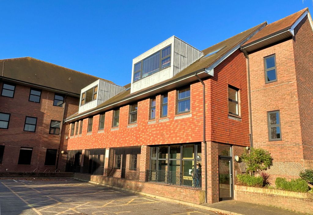 Property photo 1 of 6 Picture No. 11