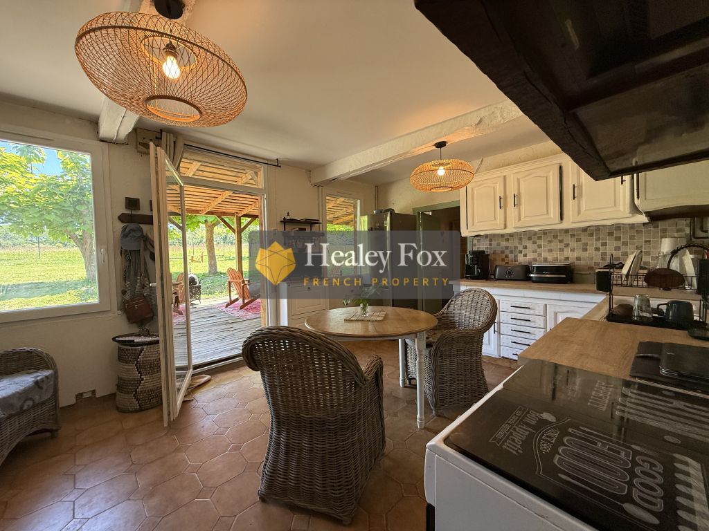 Property photo 3 of 18 Photo_B34F24d2970A59A87d8B64d2F0491F1E