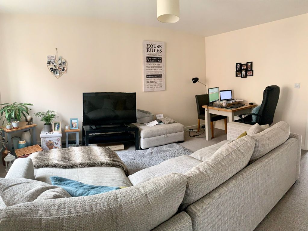 Property photo 2 of 9 View