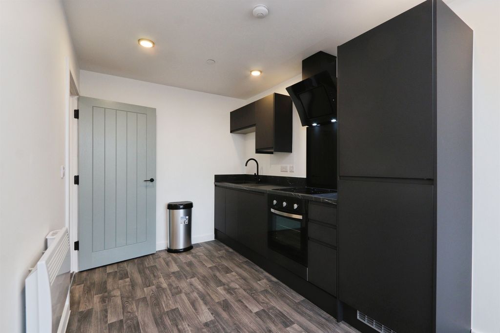 Additional image 6 of 1 bed flat for saleBurlington Street, Chesterfield S40