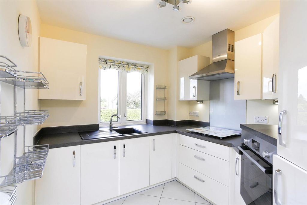 Property photo 2 of 14 8F32E8F4-B4d0-Ec11-A7B5-6045Bd0Fc929.Jpg