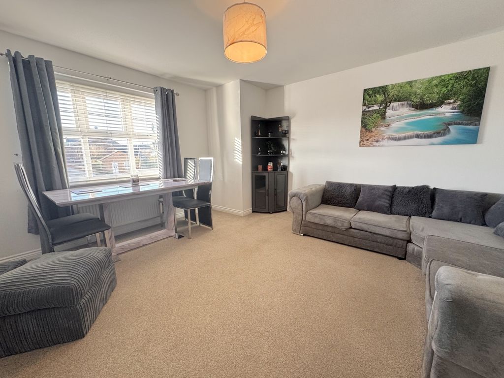 Property photo 3 of 13 Img_5531