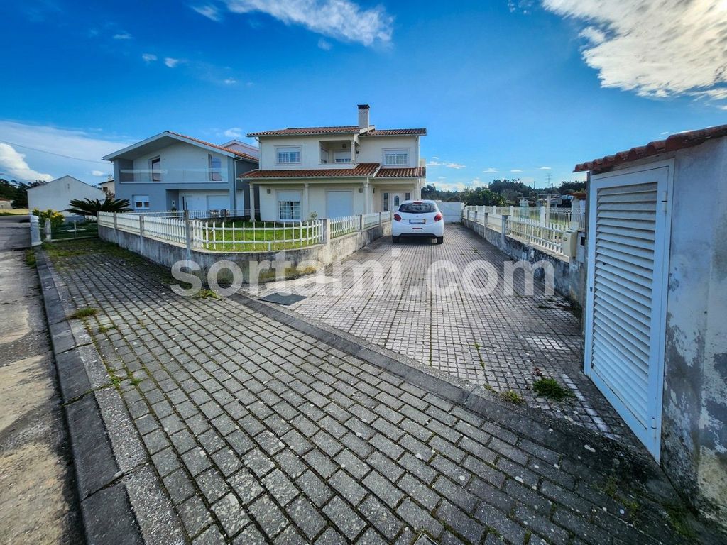 Property photo 1 of 31