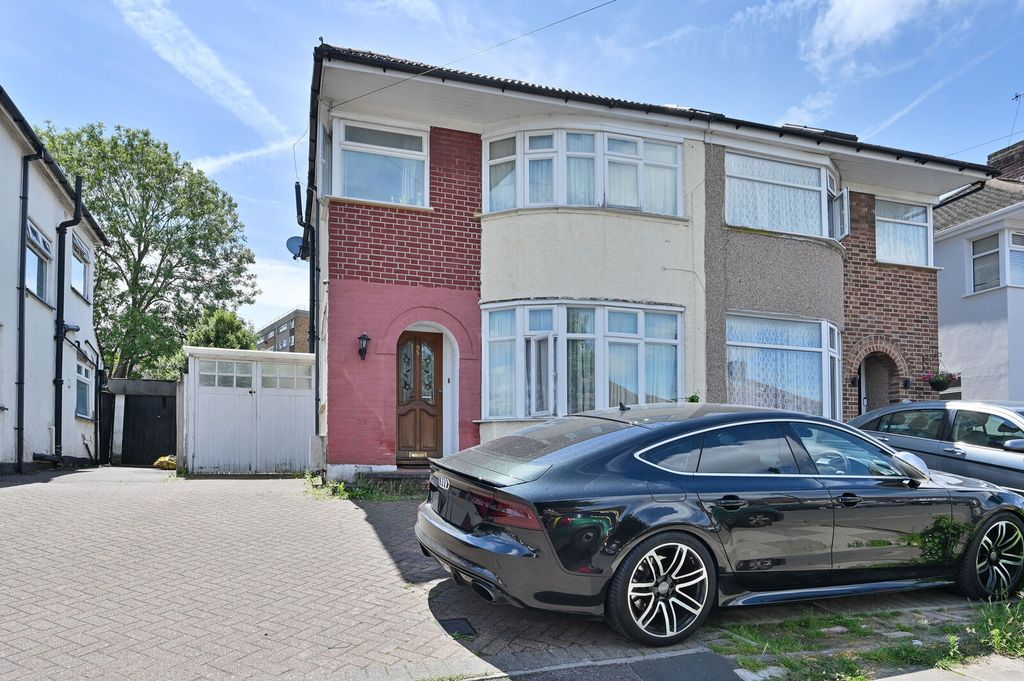 Property photo 1 of 19