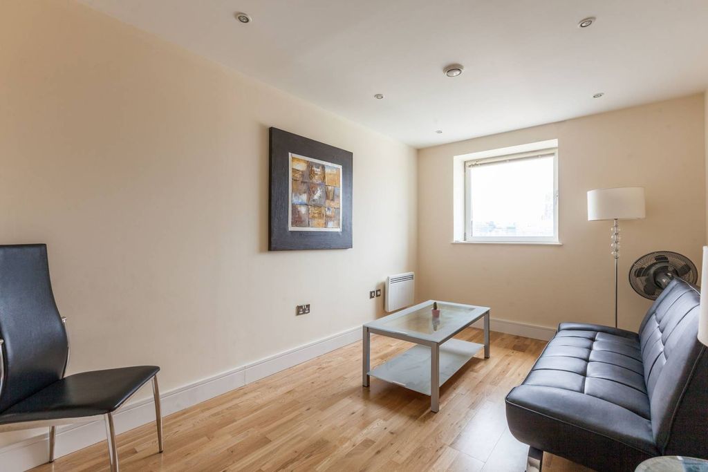 Property photo 2 of 4