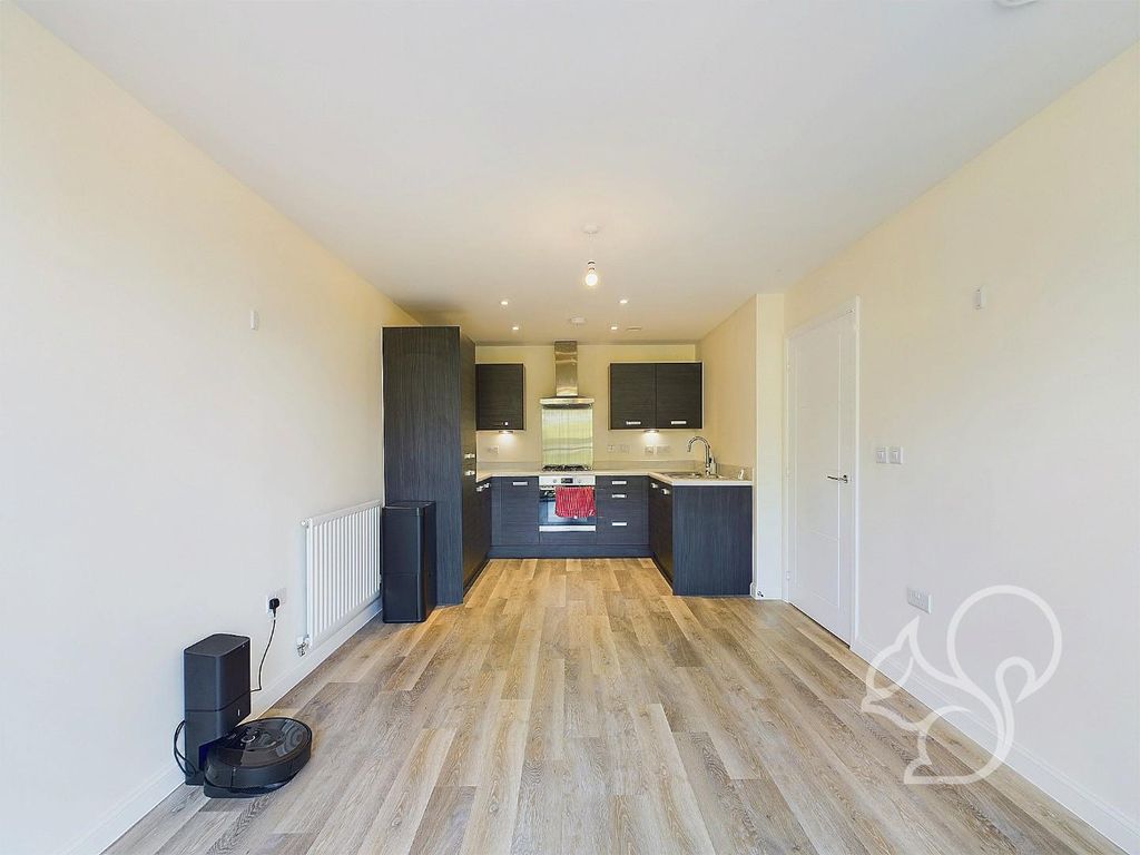 Property photo 3 of 15 Cam01659G0-Pr0206-Still009.Jpg