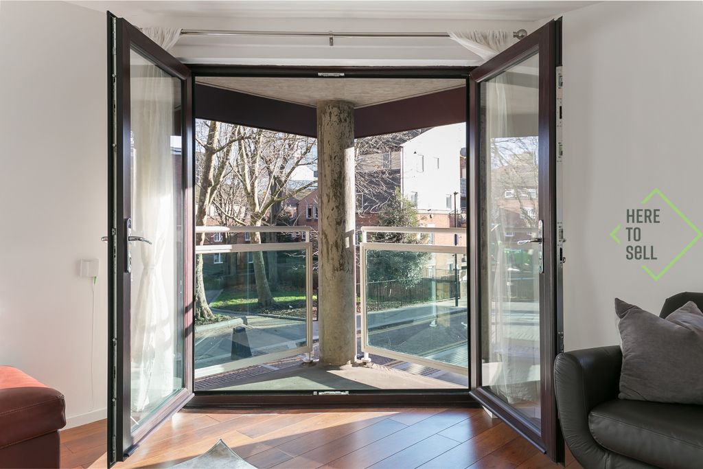 Property photo 2 of 17 1-3