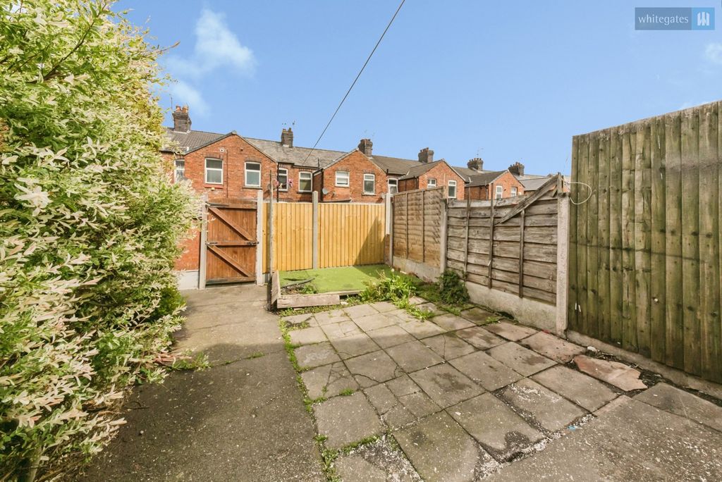 Property photo 2 of 16 Pbox-Img.Jpg