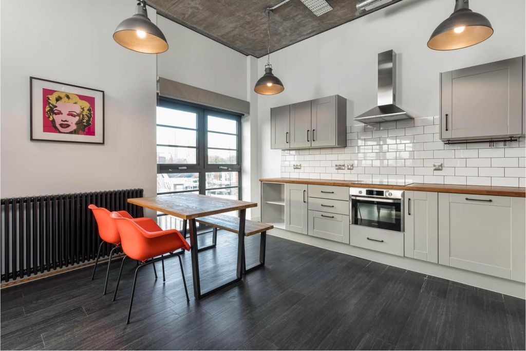 Property photo 2 of 7 2.Jpg