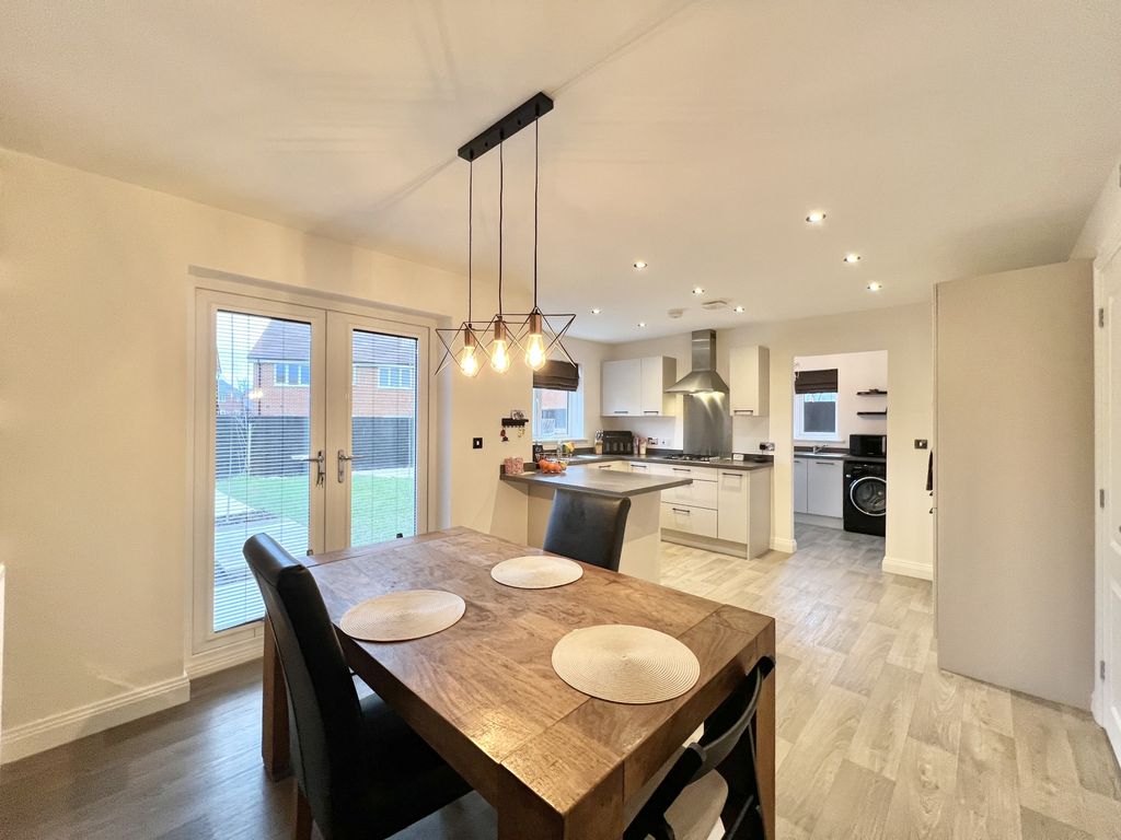 Property photo 3 of 25