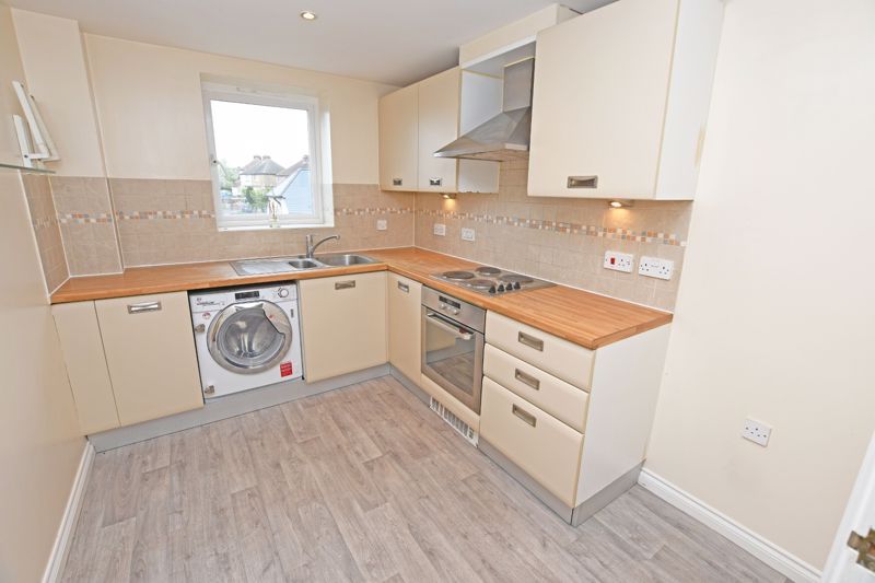 Property photo 3 of 18 Photo 9