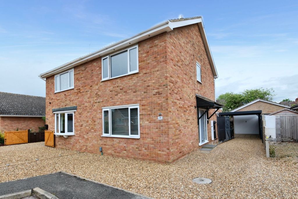 Property photo 1 of 13