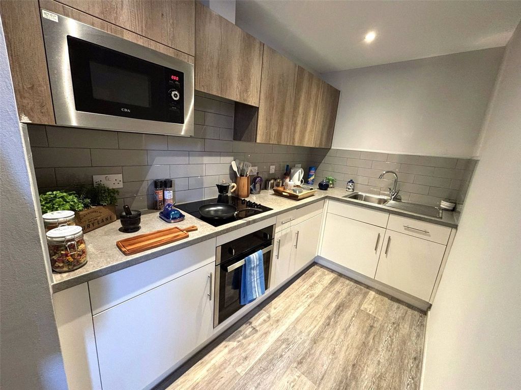 Property photo 2 of 10 Picture No. 04