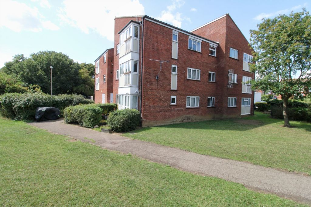 Property photo 1 of 20