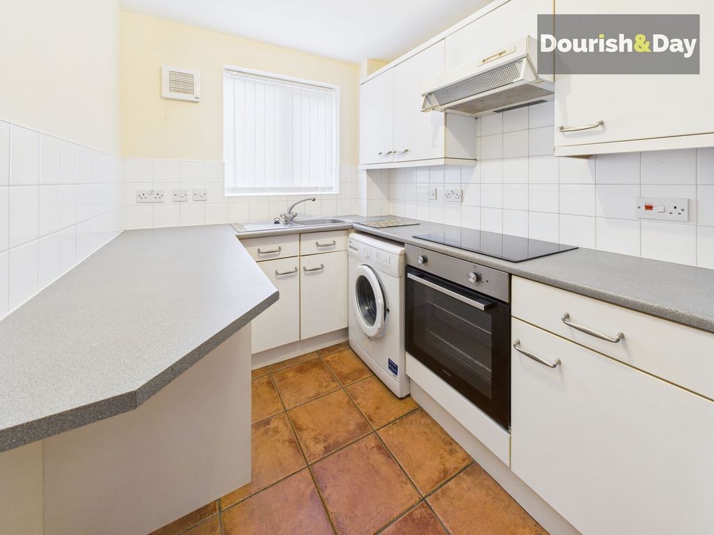 Property photo 3 of 5