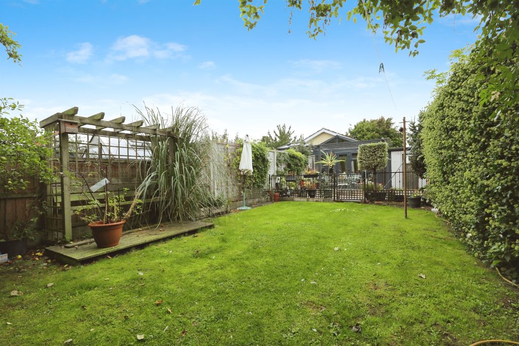 Property photo 2 of 19