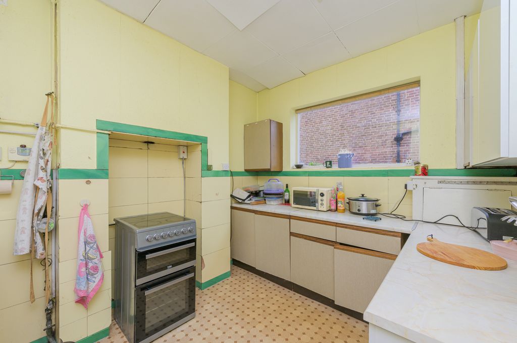 Property photo 3 of 29