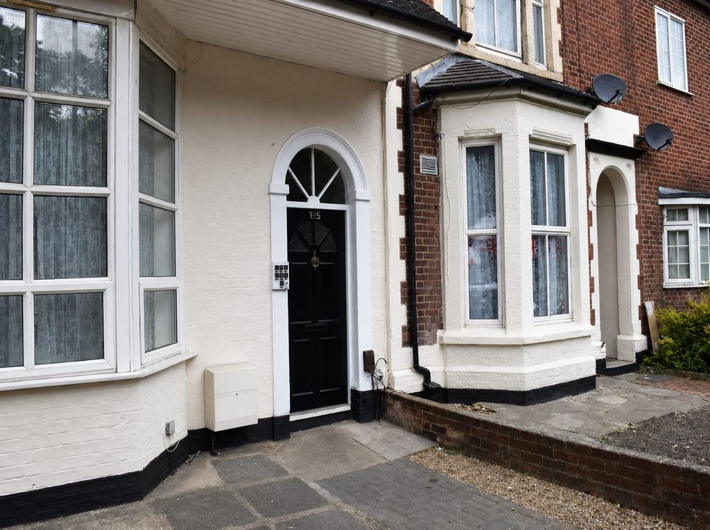 Property photo 1 of 4