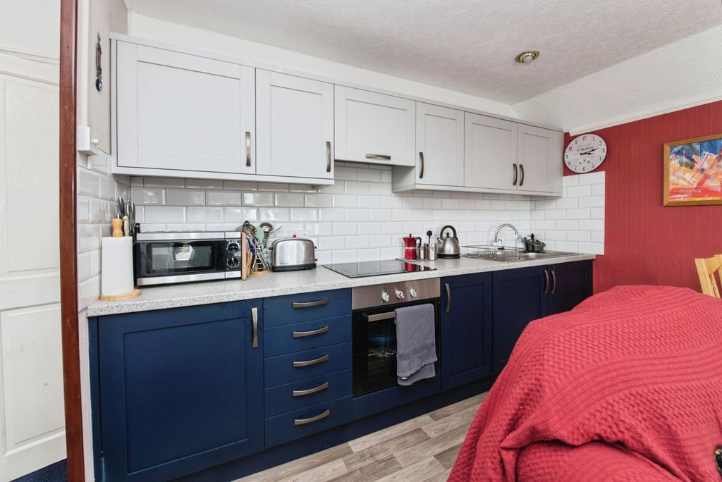 Property photo 2 of 22 Pbox-Img.Jpg