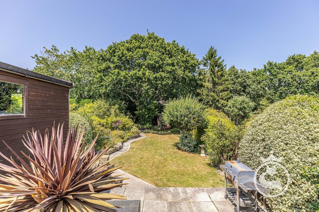 Property photo 3 of 18