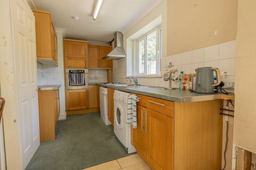 Property photo 2 of 22