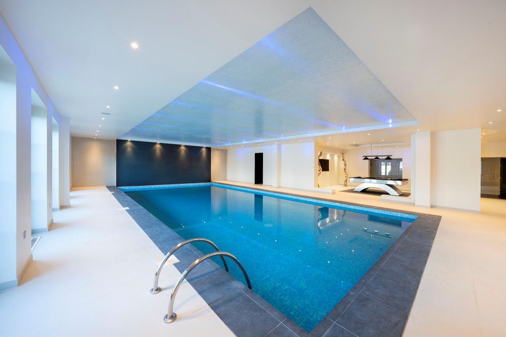 Property photo 3 of 36 Image