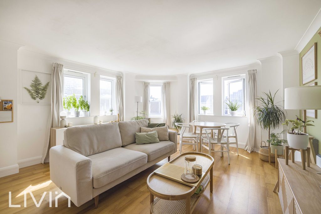 Property photo 1 of 14 120A9414