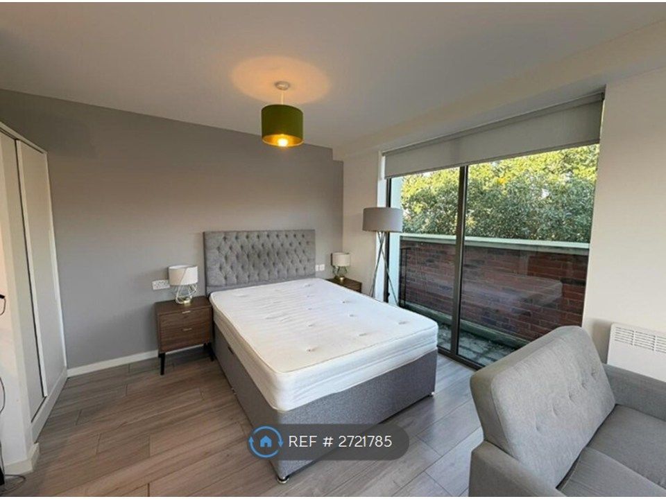 Property photo 3 of 5