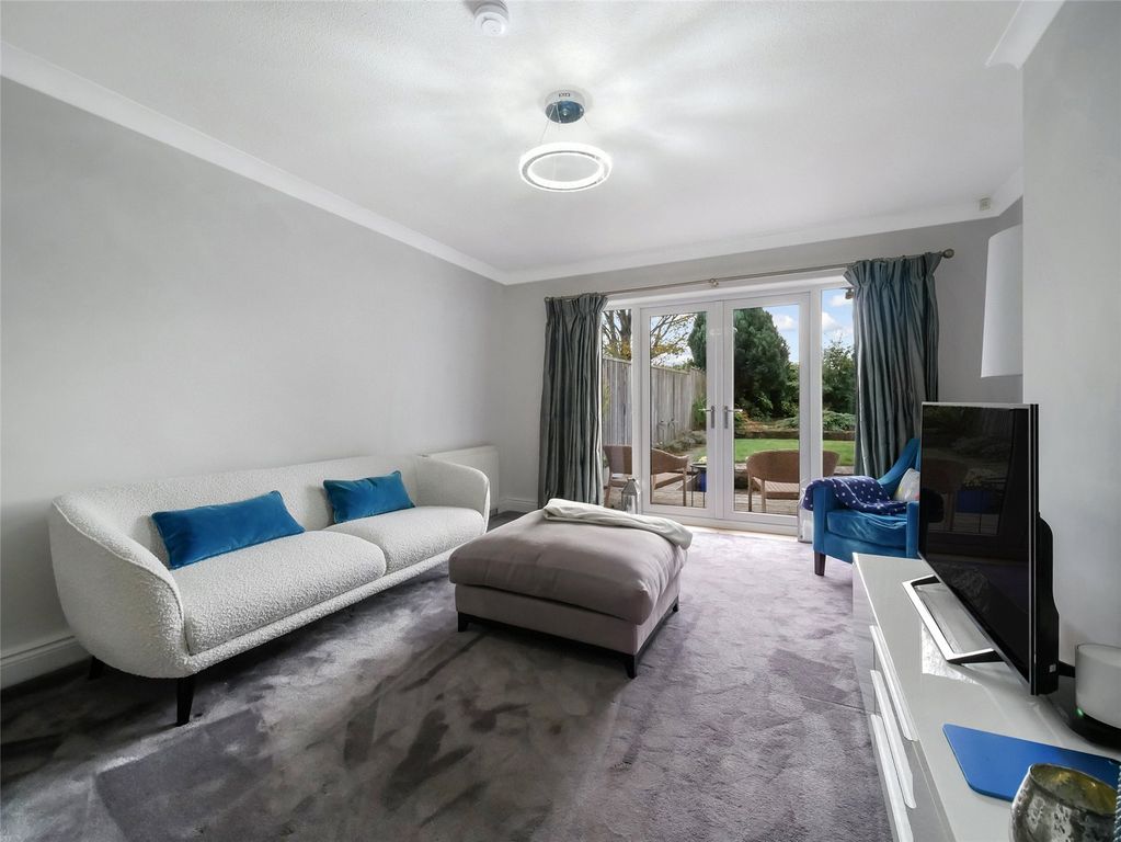 Property photo 3 of 21 Picture No. 04