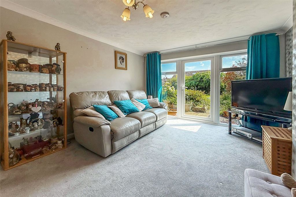 Property photo 2 of 16 Picture No. 03