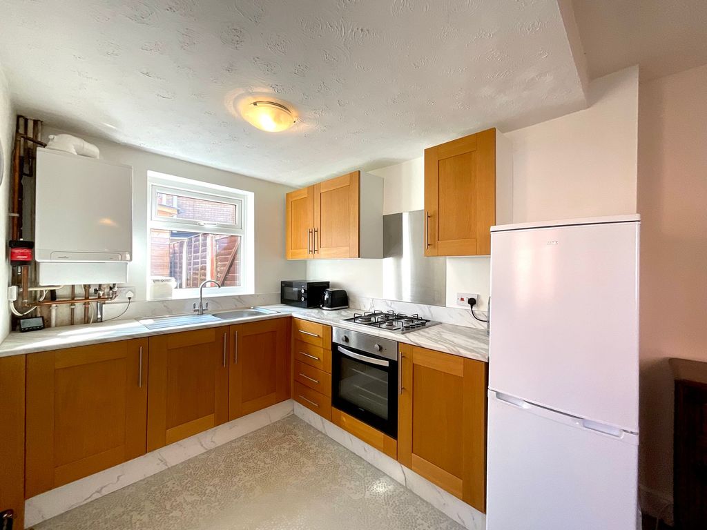 Property photo 3 of 18