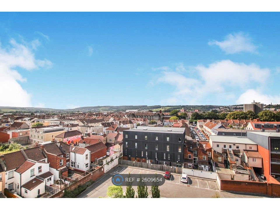 Property photo 3 of 14 Views Towards Clifton Suspension Bridge