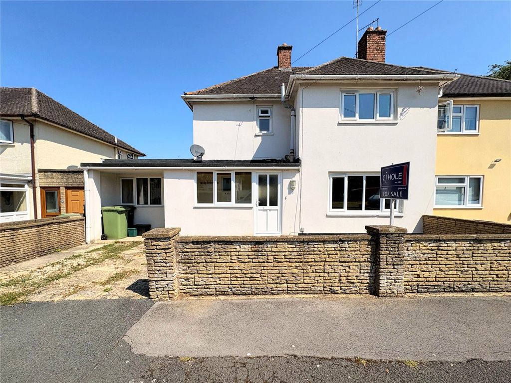 Property photo 1 of 22 Picture No. 28