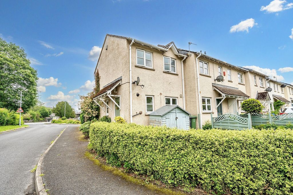 Property photo 1 of 24