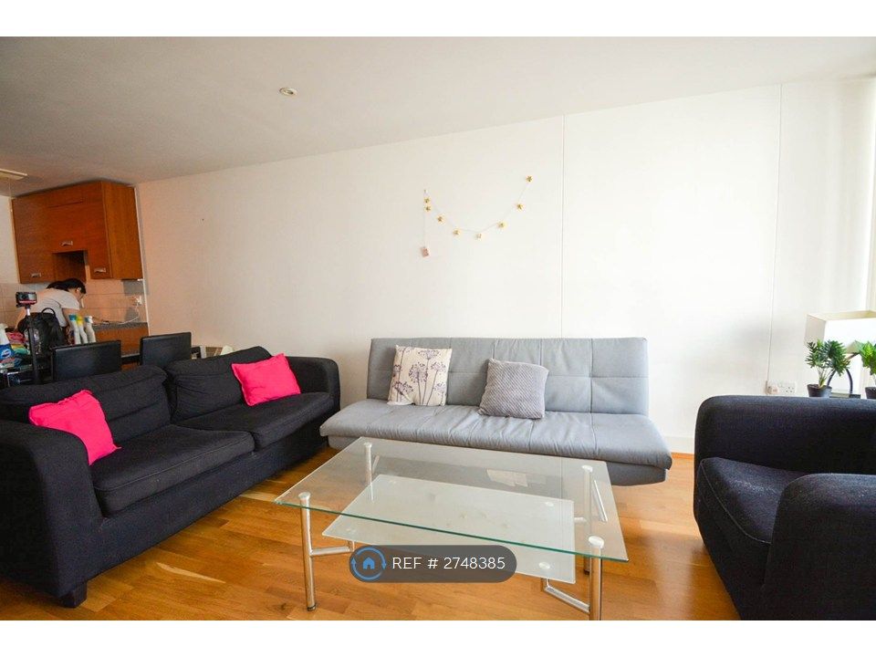 Property photo 3 of 13