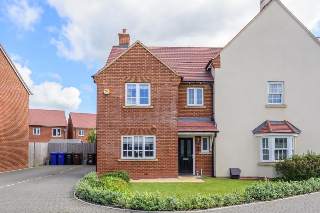 Property photo 1 of 10 External Front View