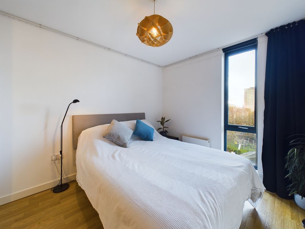 Property photo 3 of 11