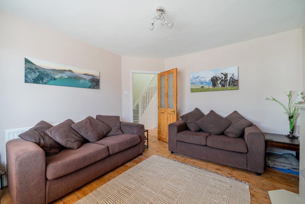 Property photo 3 of 18 1-6A3Bed29869d6-1...