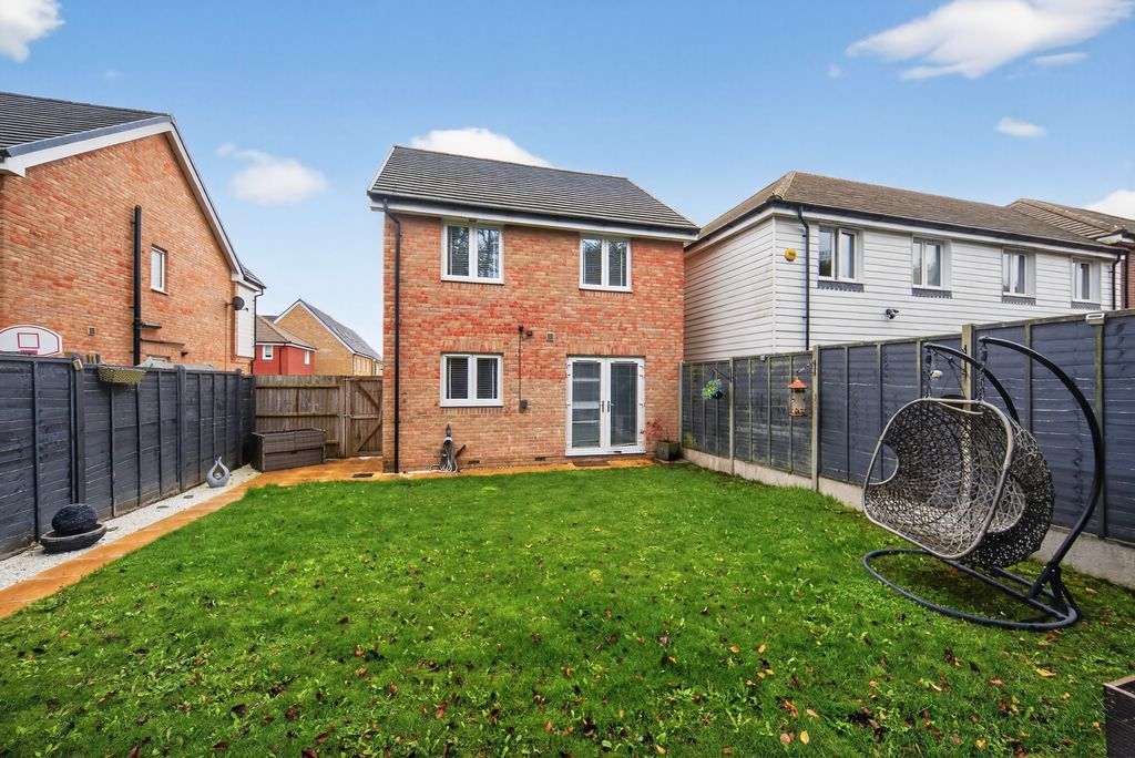 Property photo 3 of 20