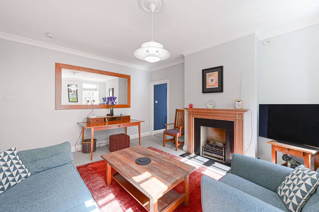 Property photo 1 of 7