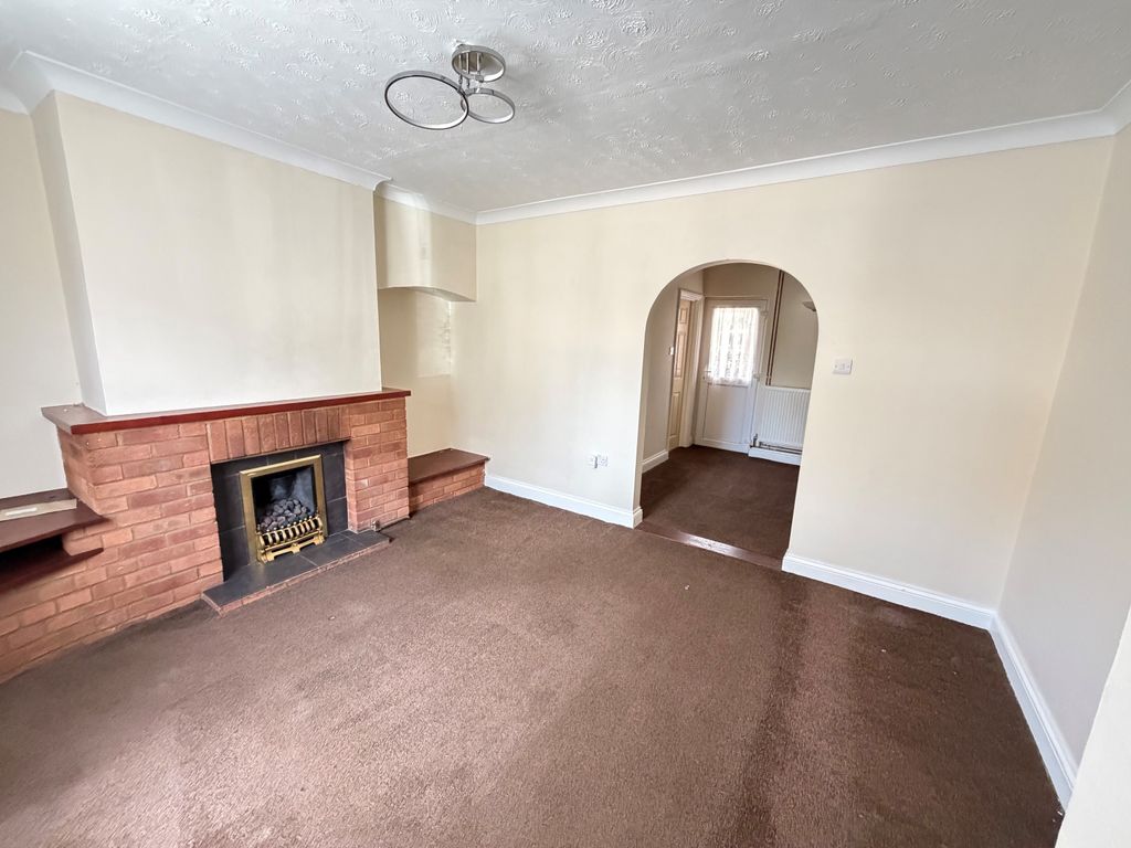 Property photo 2 of 15 Living Room