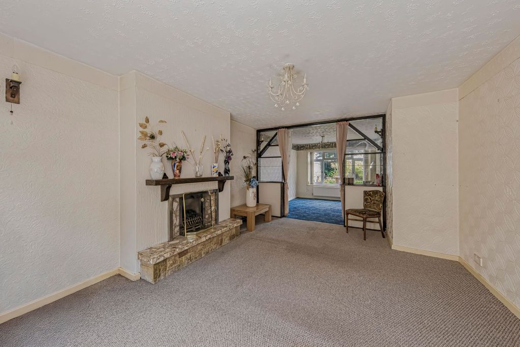 Property photo 3 of 26